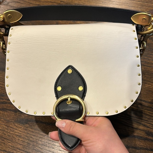 COACH Beat should bag with rivets - Picture 7 of 14